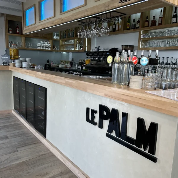 Le Palm Bar Restaurant à Chatelaillon